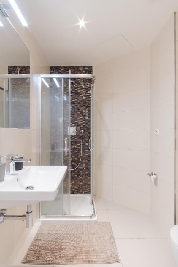 Luminous Apartment For 2 Near Wenceslas Square By Prague Days 외부 사진